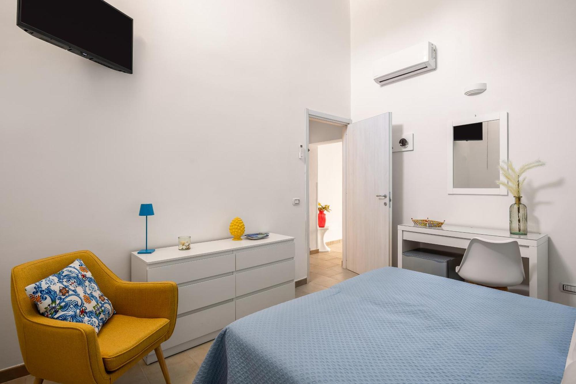 Madre Terra Airport Rooms And Suites Terrasini Exteriér fotografie